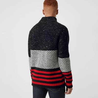 Shop Burberry Pullover Aus Einer Woll-kaschmir-mischung Mit Kontrastierenden Panels In Black