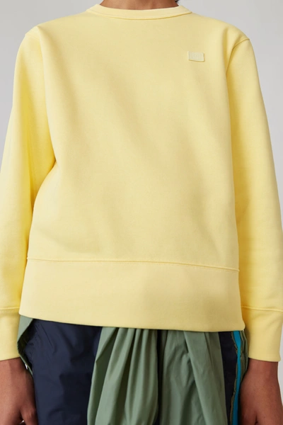 Regular fit sweatshirt pale yellow