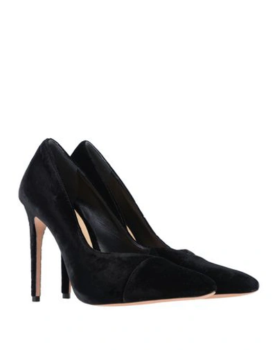 Shop Alexandre Birman Pump In Black