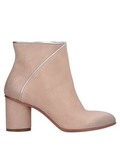 Shop Alexander Hotto Ankle Boot In Pale Pink