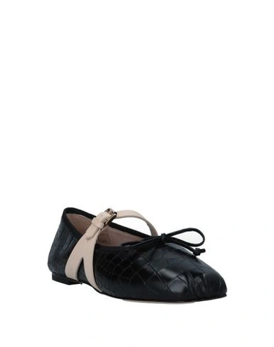 Shop Giambattista Valli Ballet Flats In Black