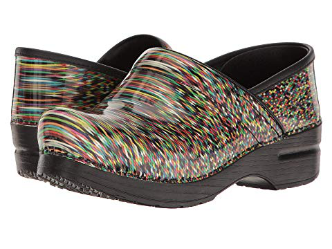 tan dansko clogs