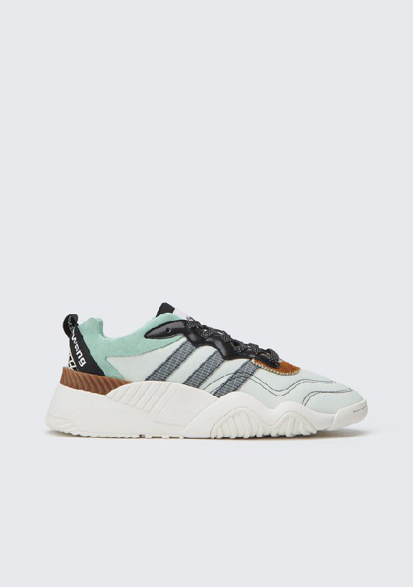 aw turnout sneakers