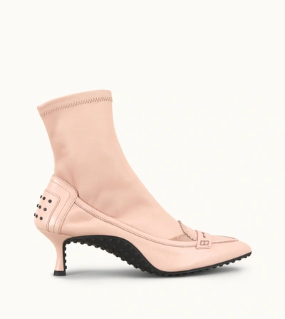 Shop Tod's Ankle Boots In Leather In Pink