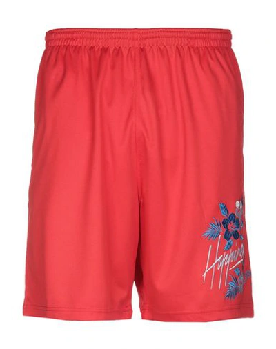 Shop Happiness Bermudas In Red