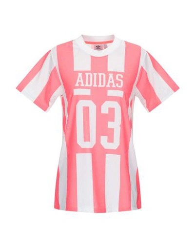 Shop Adidas Originals T-shirt In Fuchsia