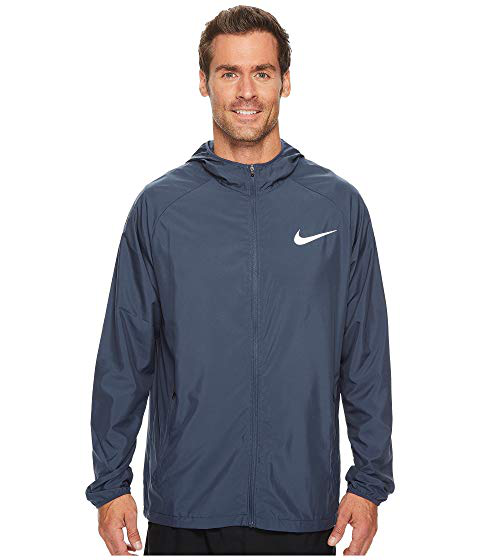 nike running essential jacket