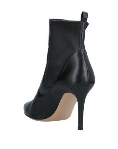 Shop Gianvito Rossi Ankle Boot In Black