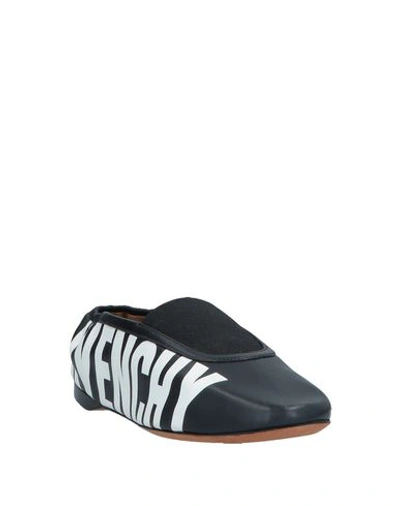 Givenchy Ballet Flats In Black