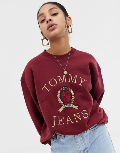 Tommy Jeans 90's Capsule Logo Sweatshirt in Red