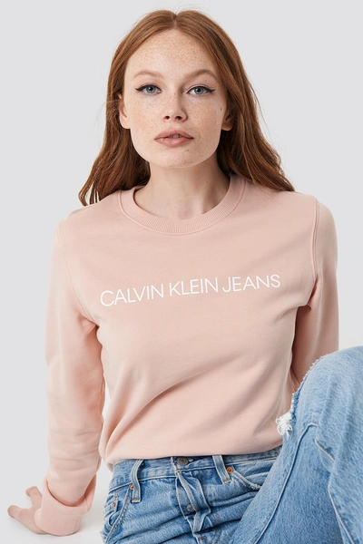 Shop Calvin Klein Institutional Regular Crewneck - Pink In Peachy Keen