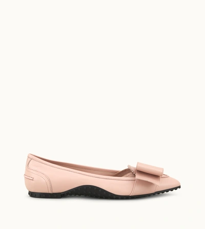 Shop Tod's Ballerinas In Leather In Pink