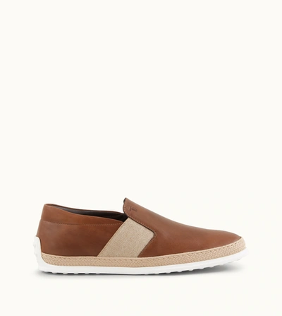 Shop Tod's Slip-ons In Leather In Beige