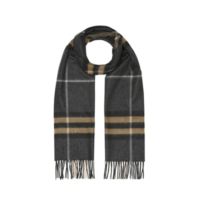 Shop Burberry The Classic Cashmere Scarf In Check In Dark Pewter Grey