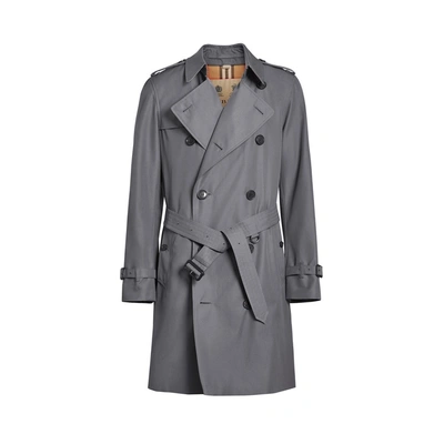 Shop Burberry The Mid-length Chelsea Heritage Trench Coat In Mid Grey