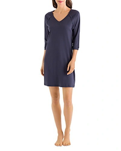 Shop Hanro Pure Essence Raglan Three-quarter Sleeve Cotton Short Gown In Matted Blue