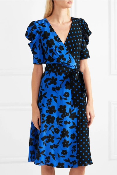Shop Alice And Olivia Siona Wrap-effect Printed Silk Crepe De Chine Dress In Blue