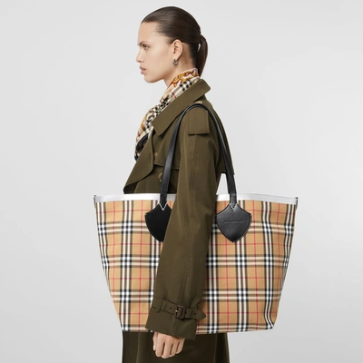 Shop Burberry The Giant Reversible Tote In Vintage Check In Black/silver