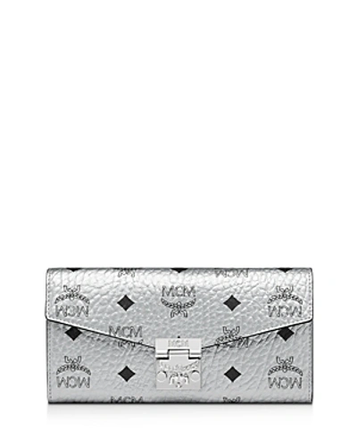 Shop Mcm Patricia Visetos Large Chain Wallet In Berlin Silver/gold