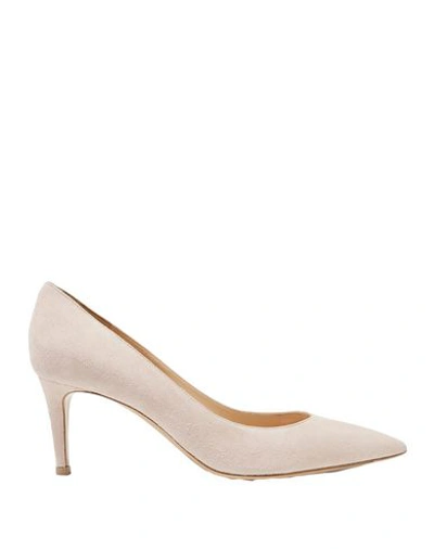 Shop Gianvito Rossi Pump In Light Pink