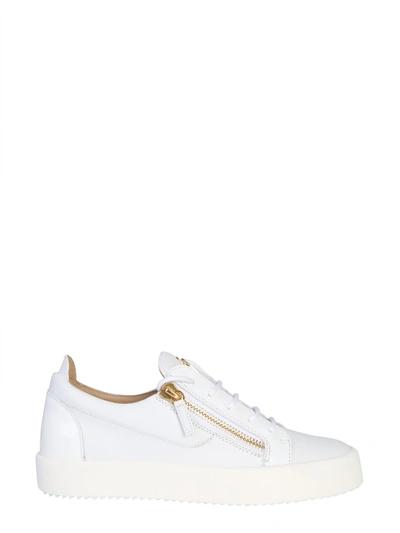 Shop Giuseppe Zanotti Frankie Low-top Sneakers In Bianco