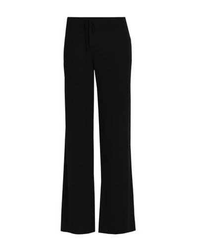 Shop Amanda Wakeley Casual Pants In Black