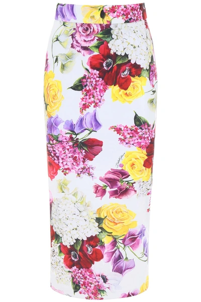 Shop Dolce & Gabbana Floral Printed Pencil Skirt In Ortensie Fiori Fdo Nero|bianco