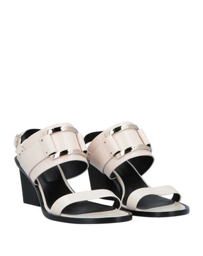Roger Vivier Sandals In White