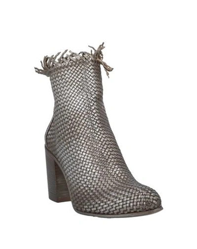 Strategia Ankle Boots In Lead