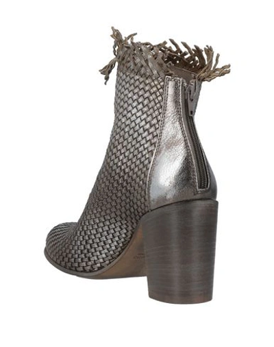 Strategia Ankle Boots In Lead
