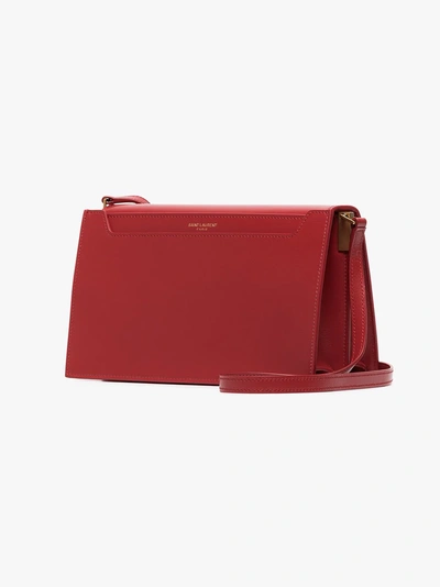 Shop Saint Laurent 'catherine' Schultertasche In Red