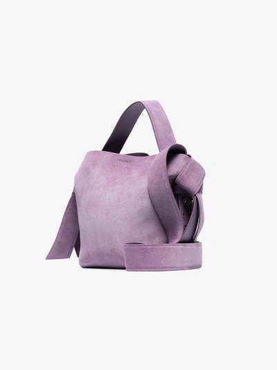 Shop Acne Studios Kleine 'musubi' Schultertasche In Pink/purple