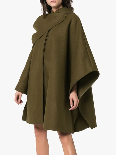 Shop Jacquemus 'le Manteau Bibi' Cape In Green