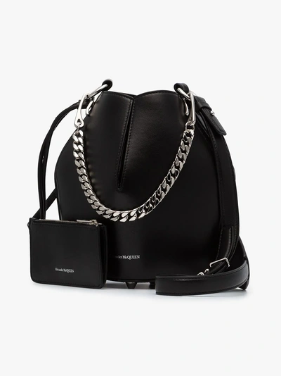 Shop Alexander Mcqueen Schultertasche Mit Kettenriemen In 1000 Black