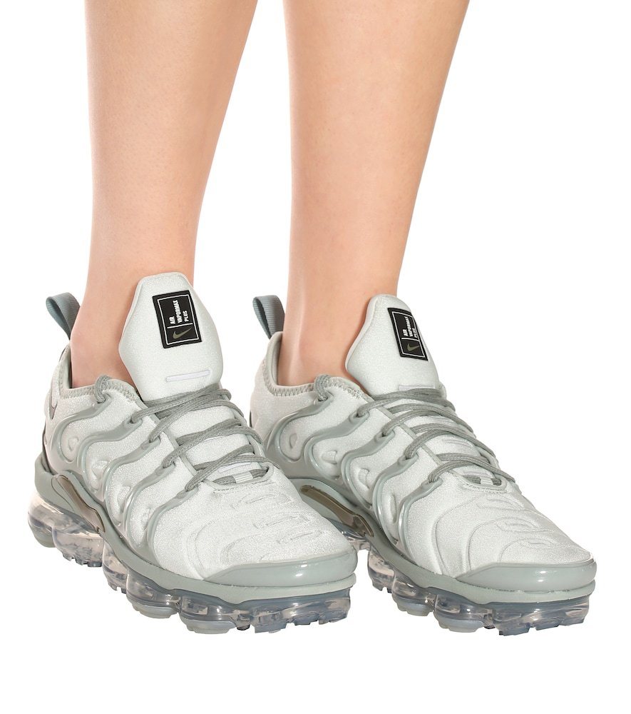 womens green vapormax plus