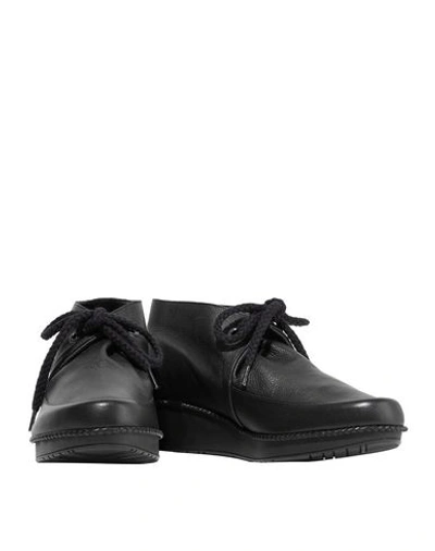 Shop Robert Clergerie Ankle Boot In Black