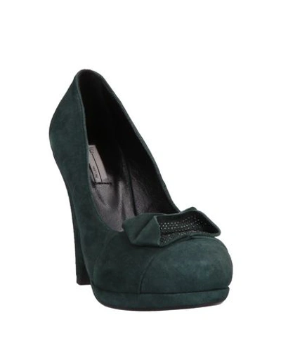 Shop Vic Pump In Deep Jade