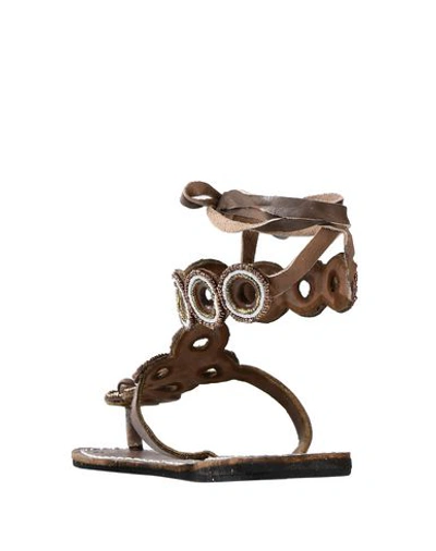 Shop Laidback London Toe Strap Sandals In Cocoa