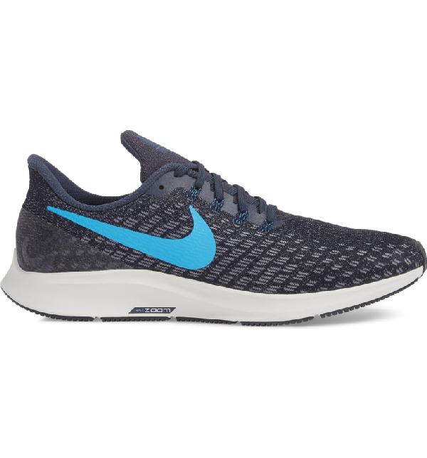 blue nike pegasus 35