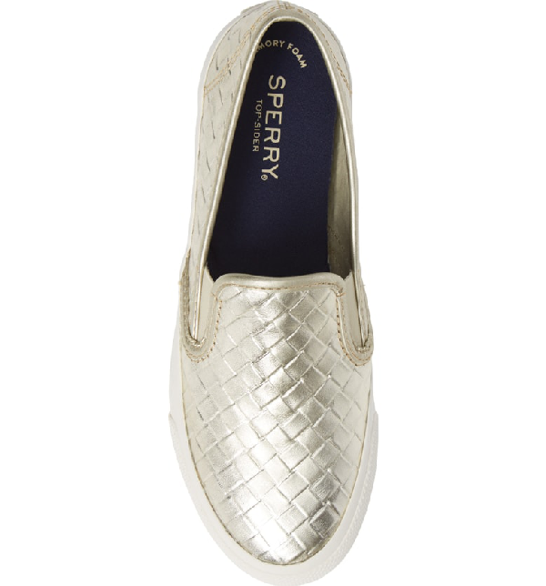 sperry seaside embossed