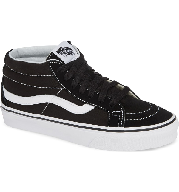 black low rise vans