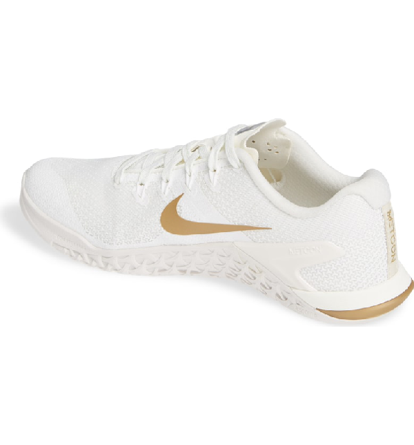 metcon 4 champagne