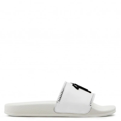 Shop Giuseppe Zanotti Brett Zip In White