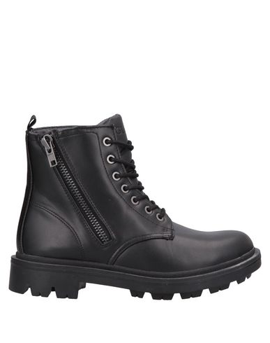 guess sale boots