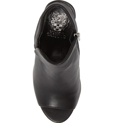 Cholia vince deals camuto