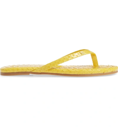 Shop Yosi Samra Rivington Flip Flop In Yellow Scaled Leather