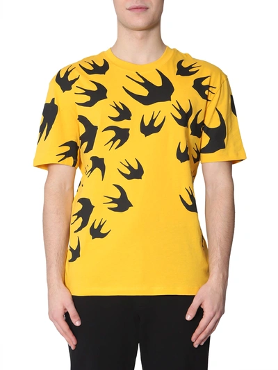 Shop Mcq By Alexander Mcqueen Crew Neck T-shirt In Giallo