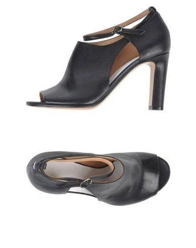Shop Maison Margiela Shoe Boot In Black