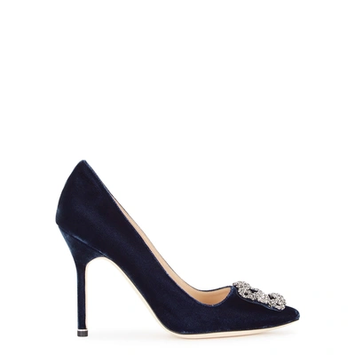 Shop Manolo Blahnik Hangisi 100 Navy Velvet Pumps In Blue