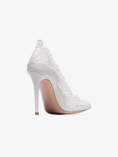 Shop Gianvito Rossi '105' Pumps Mit Spitze In White